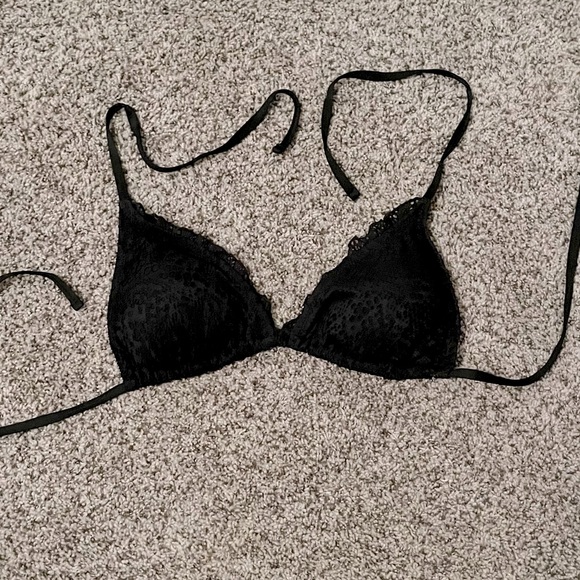 Mossimo Supply Co. Other - Black Bikini Top D/DD